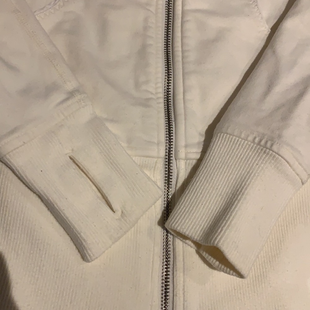 Lululemon Off White Live Simply Jacket GUC - size 2 - Picture 7 of 17